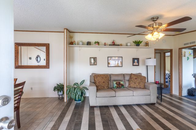 119 Fred Rd, Bon Aqua, TN 37025