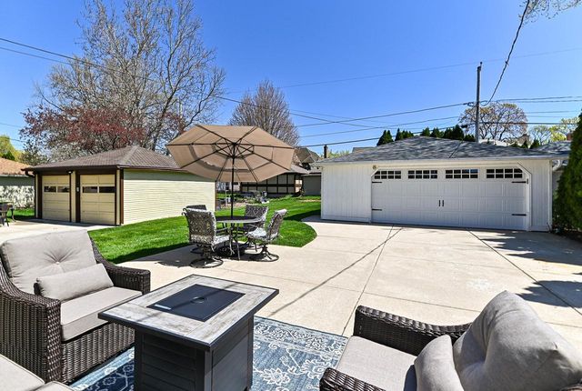 2536 88th STREET, Wauwatosa, WI 53226