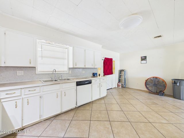 203 Bradley Street, Scott, LA 70583