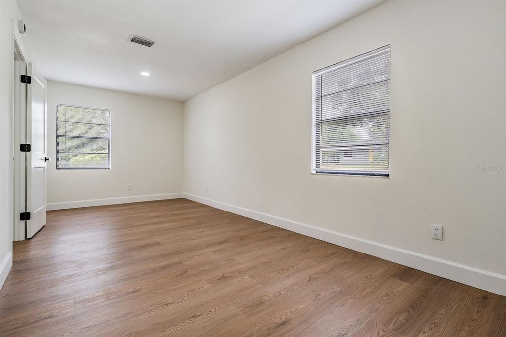 Image 13 of property listing at 8317 N MARKS STREET, Tampa, FL 33604