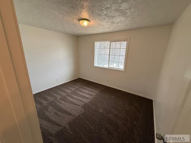 155 Hummingbird Lane, Shelley, ID 83274