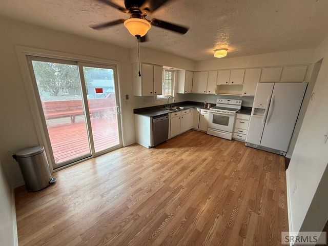 155 Hummingbird Lane, Shelley, ID 83274