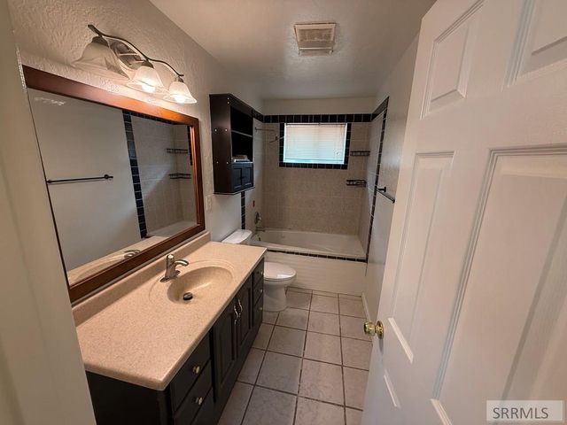 155 Hummingbird Lane, Shelley, ID 83274