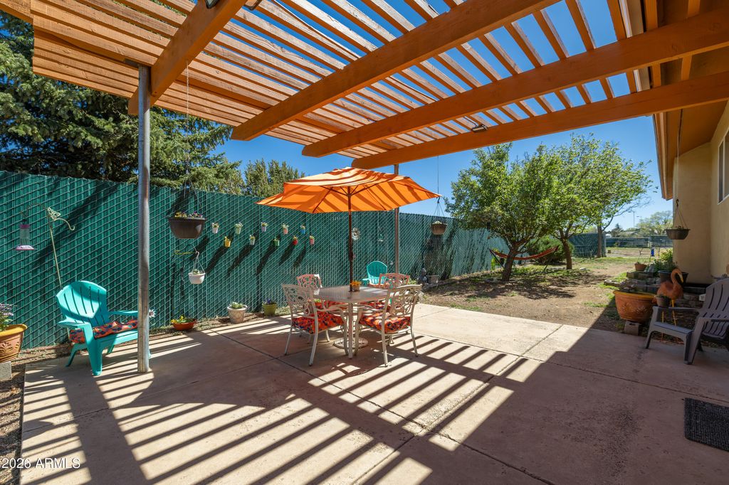 Image 47 of property listing at 10076 E ROAN Road, Flagstaff, AZ 86004