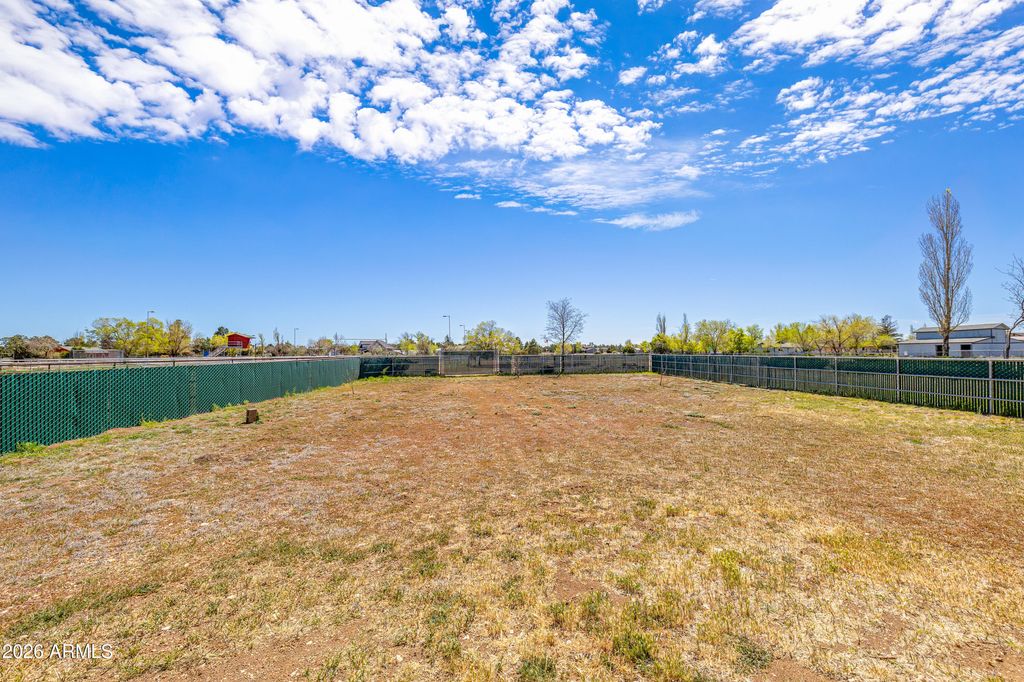 Image 53 of property listing at 10076 E ROAN Road, Flagstaff, AZ 86004