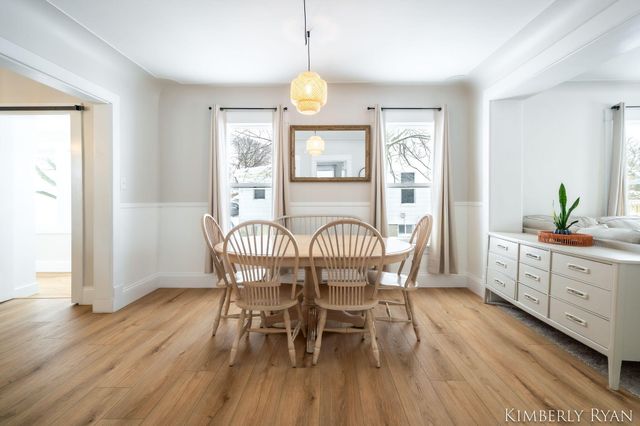 233 W Alpine Avenue, Zeeland City, MI 49464