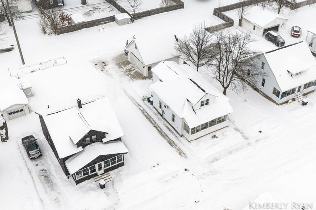 233 W Alpine Avenue, Zeeland City, MI 49464