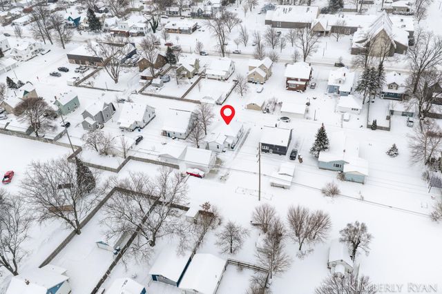 233 W Alpine Avenue, Zeeland City, MI 49464