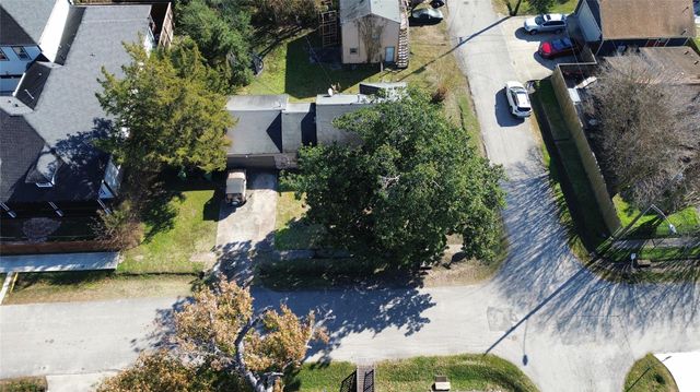 1502 Tabor Street, Houston, TX 77009