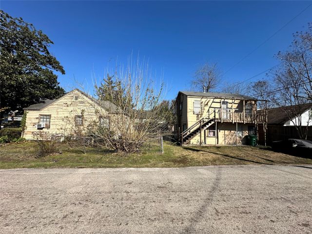1502 Tabor Street, Houston, TX 77009
