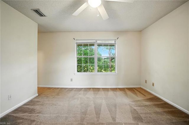 389 River Forest RD, Virginia Beach, VA 23454