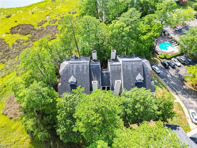 389 River Forest RD, Virginia Beach, VA 23454