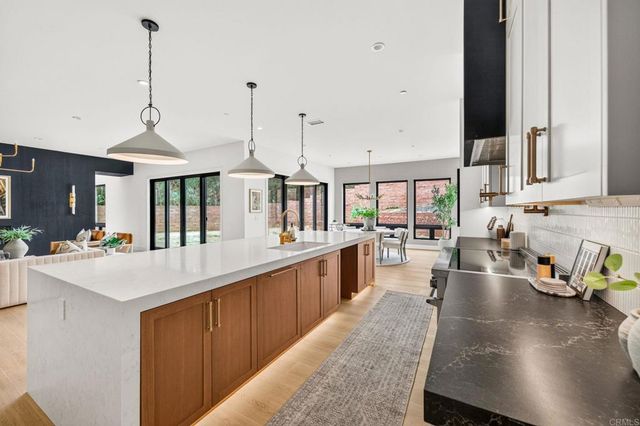 1331 Berryman Canyon Road, Encinitas, CA 92024