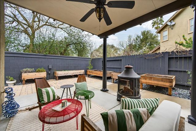 7102 Orchard Cir, Penryn, CA 95663