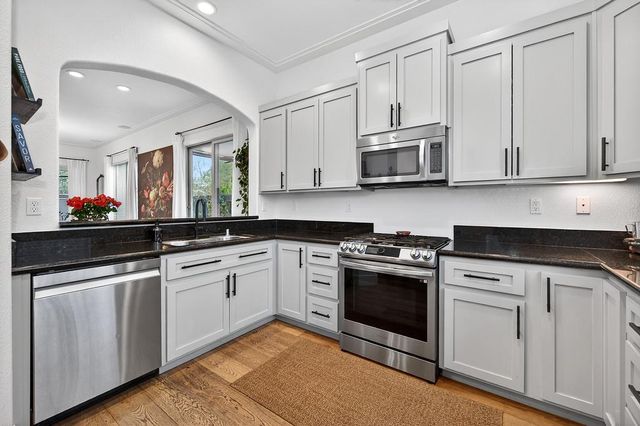 7102 Orchard Cir, Penryn, CA 95663