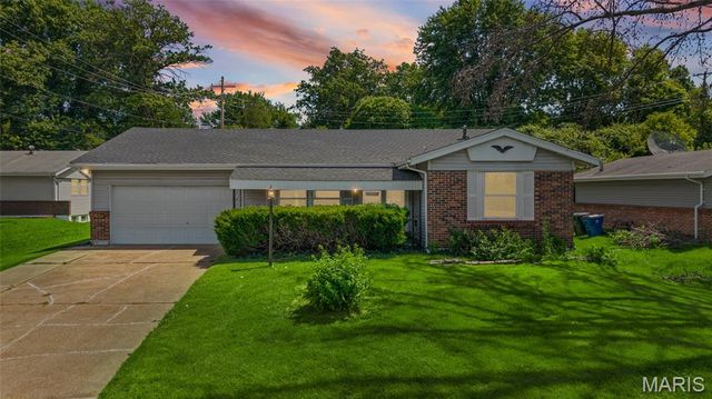 11790 New Halls Ferry Road, Florissant, MO 63033