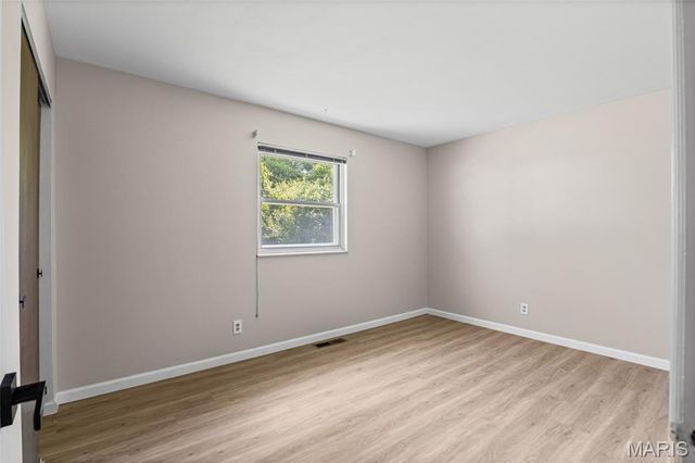 11790 New Halls Ferry Road, Florissant, MO 63033