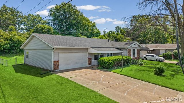 11790 New Halls Ferry Road, Florissant, MO 63033