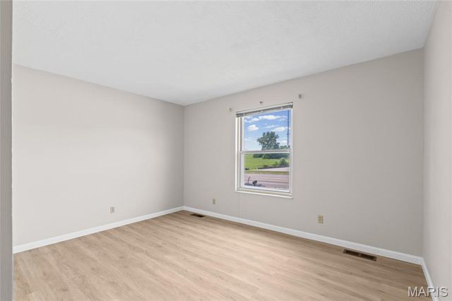 11790 New Halls Ferry Road, Florissant, MO 63033