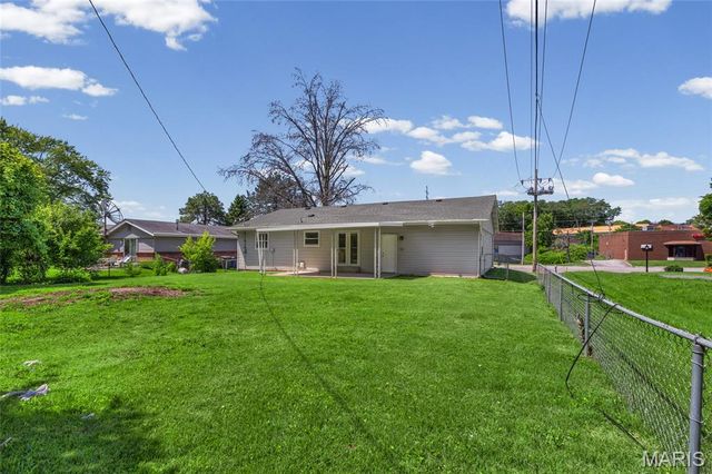11790 New Halls Ferry Road, Florissant, MO 63033