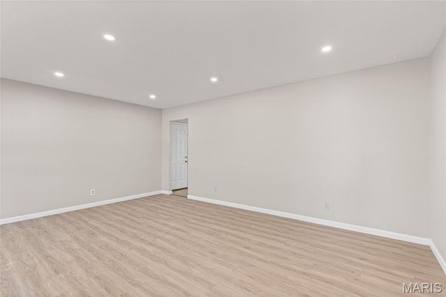 11790 New Halls Ferry Road, Florissant, MO 63033