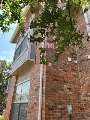 400 Pebble Way 262, Arlington, TX 76006