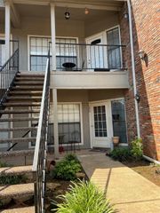 400 Pebble Way 262, Arlington, TX 76006