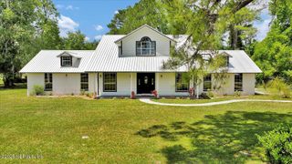 100 REDBUD WOODS Trail, Palatka, FL 32177