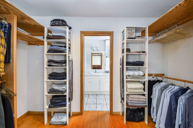 22W417 Tamarack Drive, Glen Ellyn, IL 60137