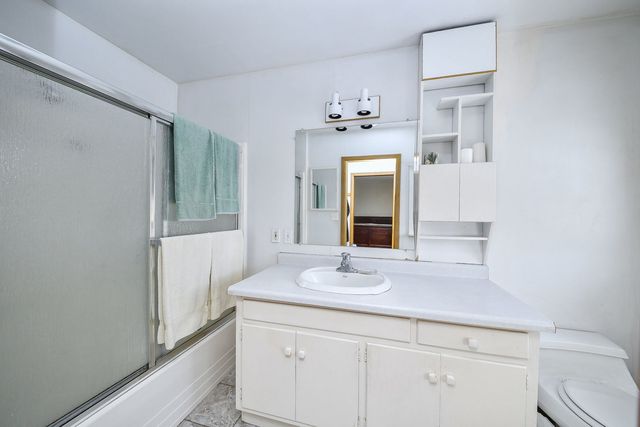 22W417 Tamarack Drive, Glen Ellyn, IL 60137