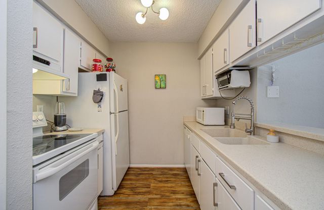 2800 Jeanetta Street 2406, Houston, TX 77063