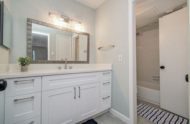 2800 Jeanetta Street 2406, Houston, TX 77063