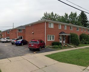 652 Childs Street, Wheaton, IL 60187