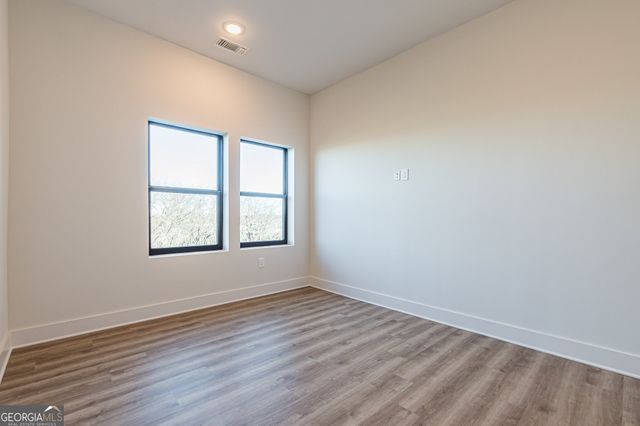 112 Rogers Street NE 601, Atlanta, GA 30307