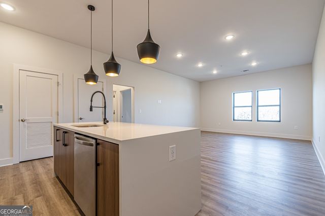 112 Rogers Street NE 601, Atlanta, GA 30307