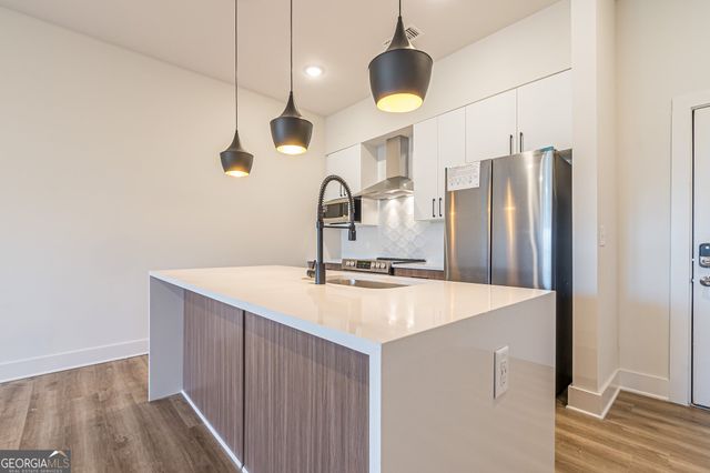 112 Rogers Street NE 601, Atlanta, GA 30307