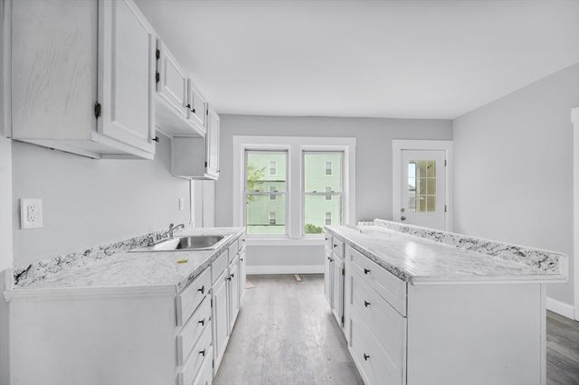 14-18 Florence St, Leominster, MA 01453