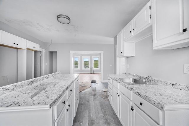 14-18 Florence St, Leominster, MA 01453
