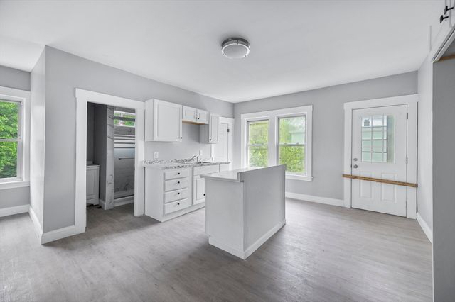 14-18 Florence St, Leominster, MA 01453