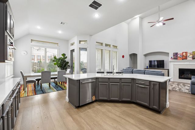 16524 Sage Crest Drive, Frisco, TX 75035