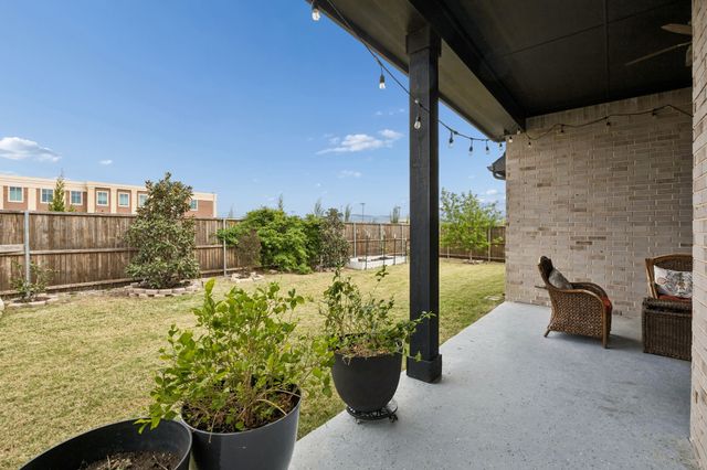 16524 Sage Crest Drive, Frisco, TX 75035