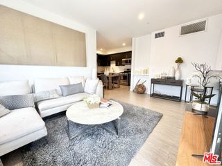 11405 Chandler Boulevard 403, North Hollywood, CA 91601