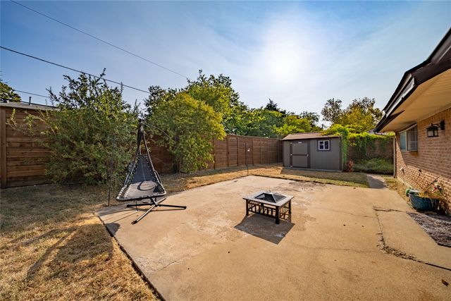 11030 Paddock Circle, Dallas, TX 75238