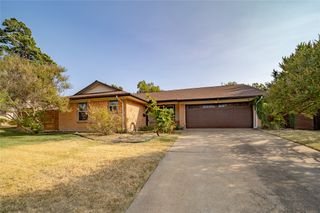 11030 Paddock Circle, Dallas, TX 75238