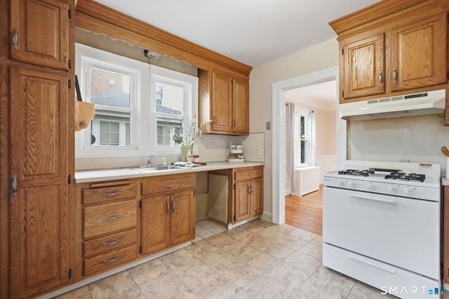 424 Commonwealth Avenue, New Britain, CT 06053