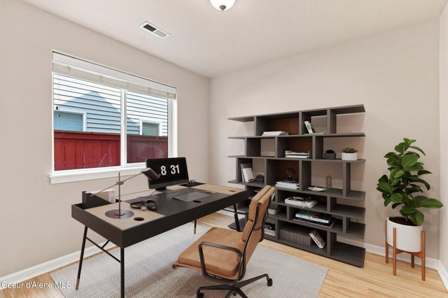 1441 W Tualatin DR, Post Falls, ID 83854