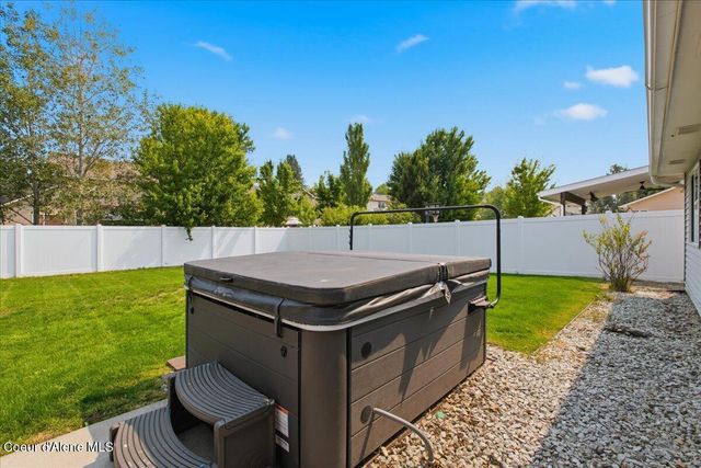 1441 W Tualatin DR, Post Falls, ID 83854