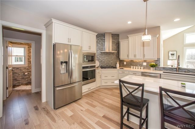 98 Peppermint Road, Lancaster, NY 14086