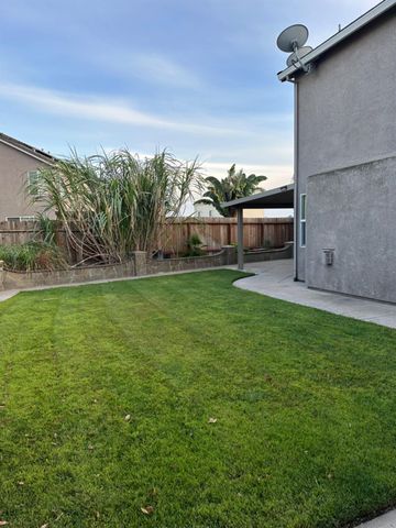 10106 Windmill Cove Dr, Stockton, CA 95209