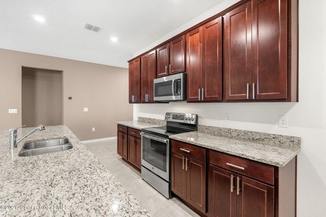 5643 Reagan Avenue, Titusville, FL 32780